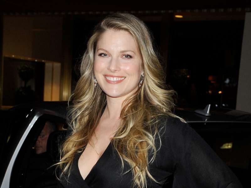 Ali Larter 4th Hollywood Domino Gala Wallpaper