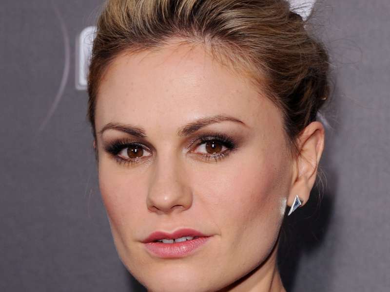 Anna Paquin Wallpaper